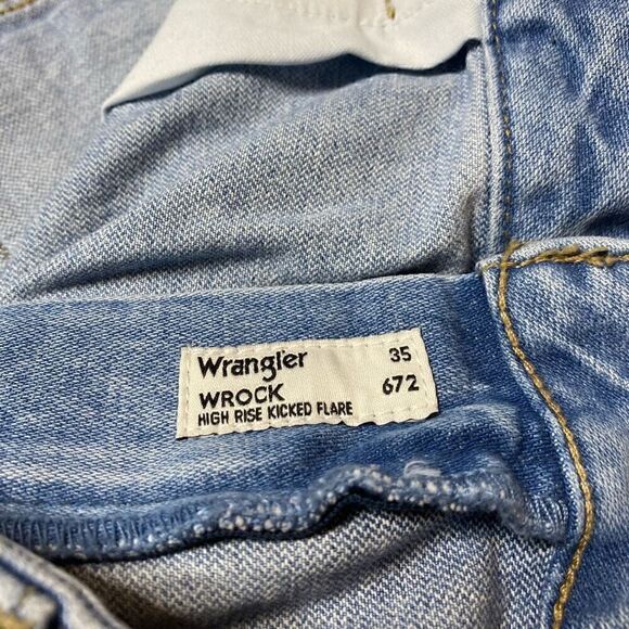 Wrangler Wrock High Rise Kicked Flare Jeans Frayed Raw Hem Size 35x27 NEW - Picture 3 of 11